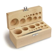 KERN fa doboz 1 mg - 200 g F2-M3 hengeres kalibráló súlykészlethez 335-040-200