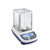 KERN PLJ 2000-3A (2100g/0,001g) EM erőkompenzációs cellás, automatikus belső kalibrálású digitális precíziós asztali mérleg, 99 recept memória, RS232
