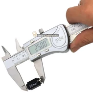Digitális tolómérő rozsdamentes fémházzal, IP54, 150 mm, 0,01 mm osztás